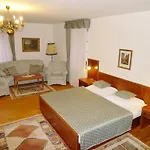 Nosal Hotel Prague