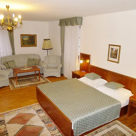Nosal Hotel Prague