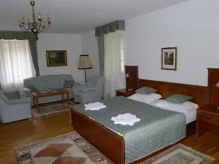 Nosal Prague
